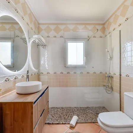 Guzman - Bellissima Villa