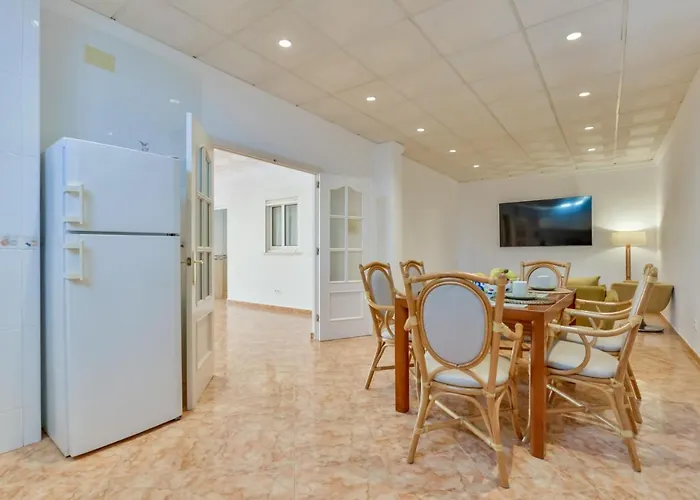 Guzman - Bellissima Villa Calp