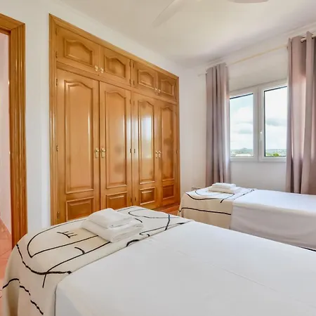 Willa Guzman - Bellissima *